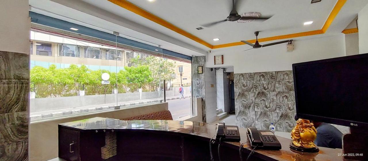 Sarovara Deluxe Rooms Chennai Exterior photo